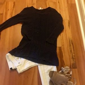 Half quarter length sweater